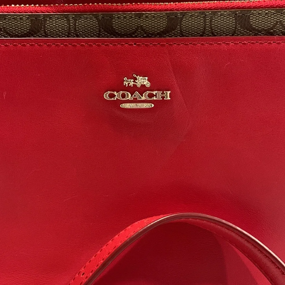 NWOT COACH red hand bag - Picture 2 of 5